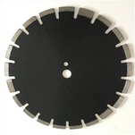 Großhandel mit Sägeblättern für Asphaltlieferant